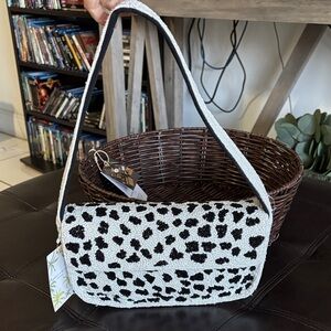 Elegant Black and White Women's Shoulder Bag